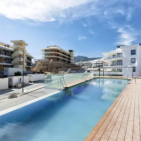 Apartment Vivi Homes - Aurelia Garden, Gym & Sea View