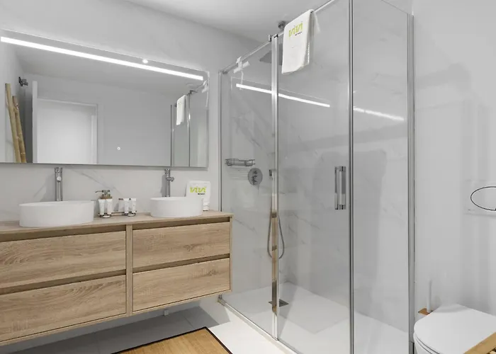 Vivi Homes - Aurelia Garden, Gym & Sea View *