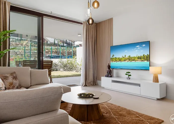 Apartment Vivi Homes - Aurelia Garden, Gym & Sea View Fuengirola