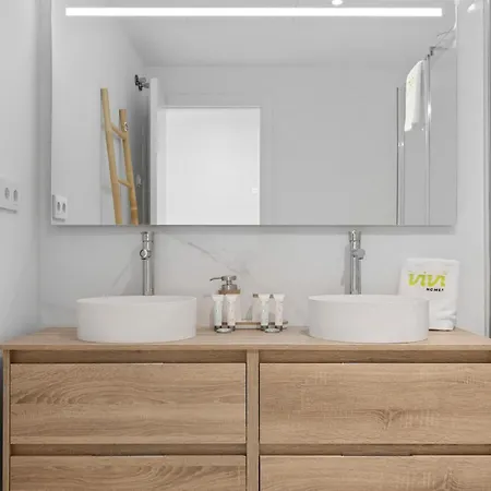 شقة Vivi Homes - Aurelia Garden, Gym & Sea View *