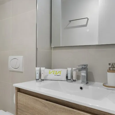 דירה Vivi Homes - Aurelia Garden, Gym & Sea View *