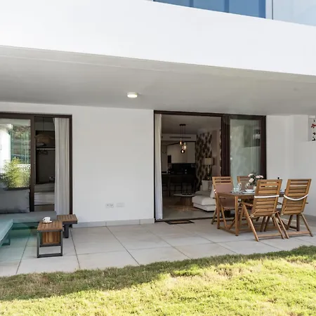 Vivi Homes - Aurelia Garden, Gym & Sea View Apartment Fuengirola