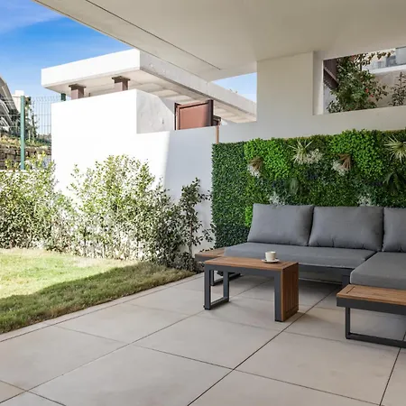 شقة Vivi Homes - Aurelia Garden, Gym & Sea View فوينخيرولا
