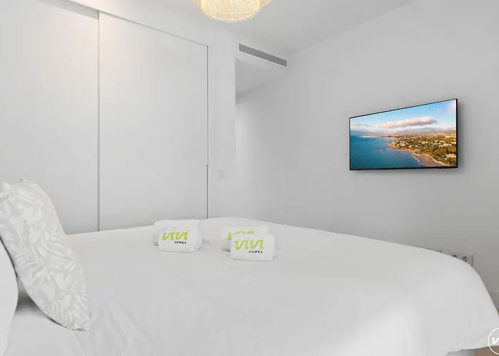 Vivi Homes - Aurelia Garden, Gym & Sea View