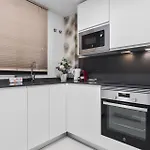 Vivi Homes - Aurelia Garden, Gym&sea View
