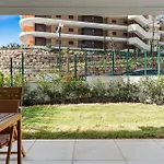 Apartment Vivi Homes - Aurelia Garden, Gym&sea View