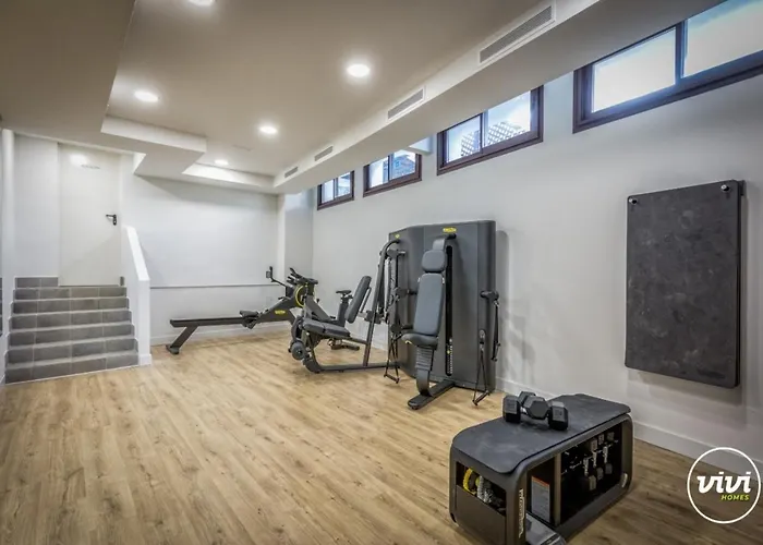 Vivi Homes - Aurelia Garden, Gym & Sea View Fuengirola